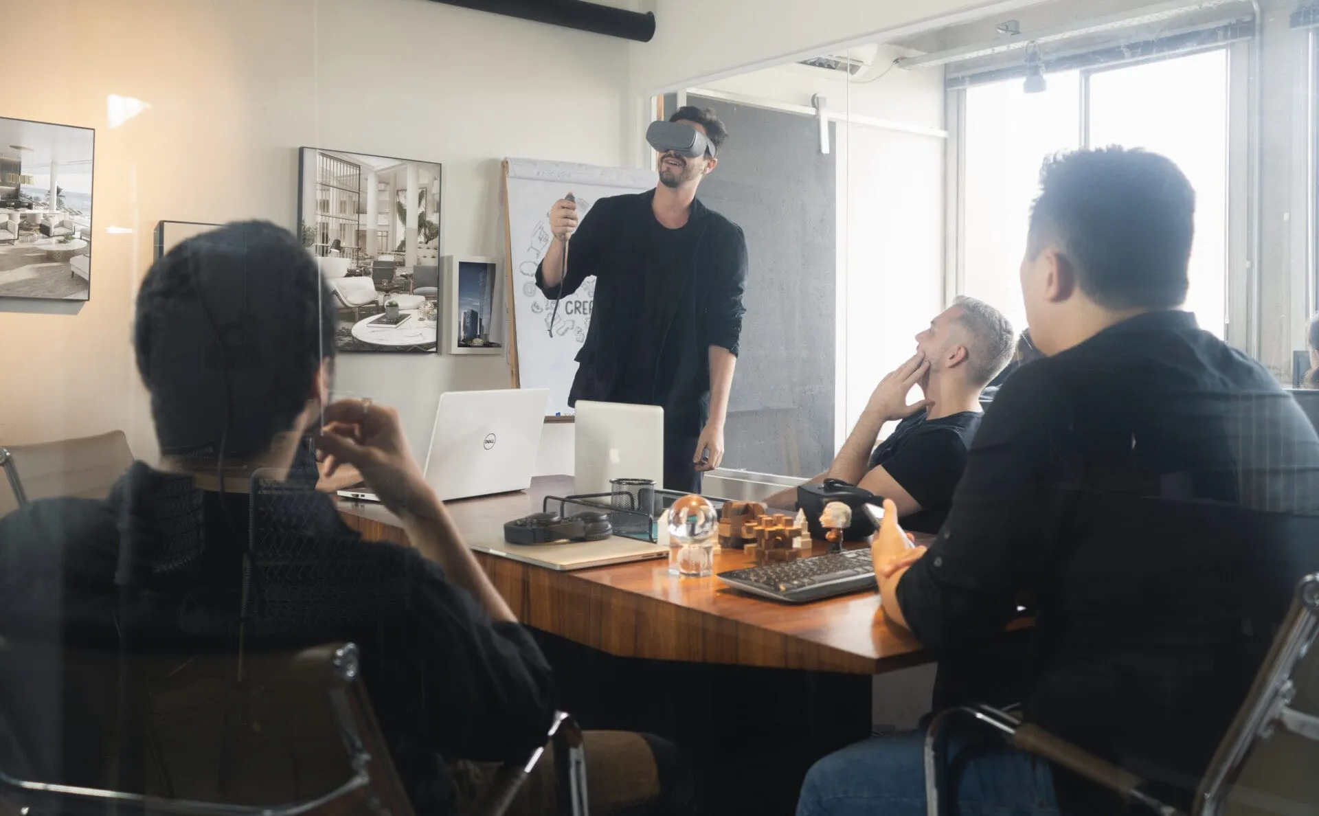 NoTriangle Studio VR review session
